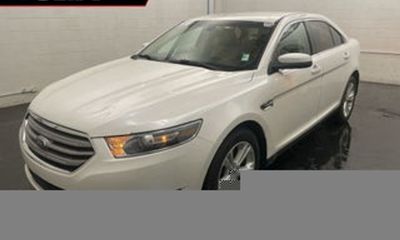 2017 Ford Taurus SE