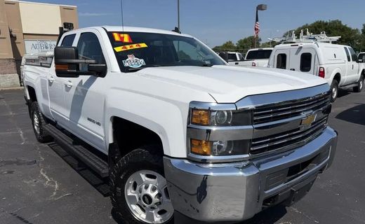 2017 Chevrolet Silverado LT