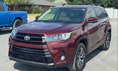 2019 Toyota Highlander LE Plus