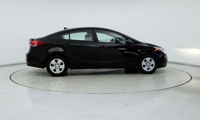 2018 Kia Forte LX Base