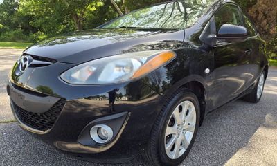 2012 Mazda MAZDA2 Touring GS