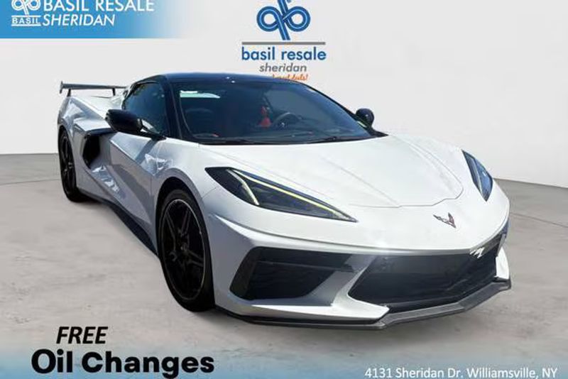2022 Chevrolet Corvette — a typically priced live listing