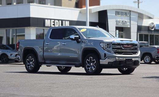 2024 GMC Sierra SLT
