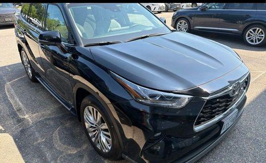 2025 Toyota Highlander Platinum