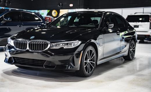 2022 BMW 330E
