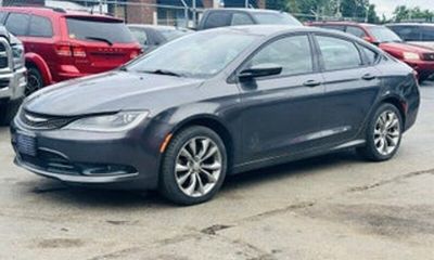 2015 Chrysler 200 200S