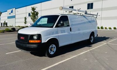 2011 GMC Savana EXT