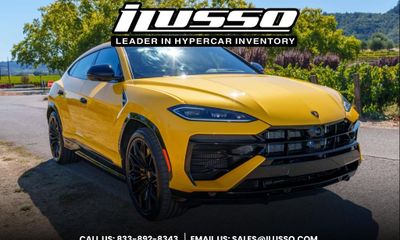 2025 Lamborghini Urus SE