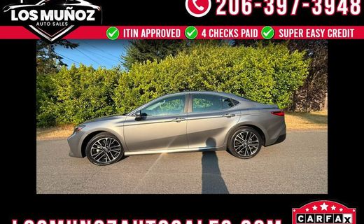 2025 Toyota Camry SE