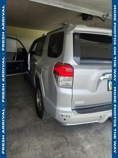 2013 Toyota 4runner — a typically priced live listing