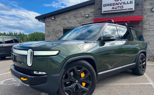 2023 Rivian R1S Adventure