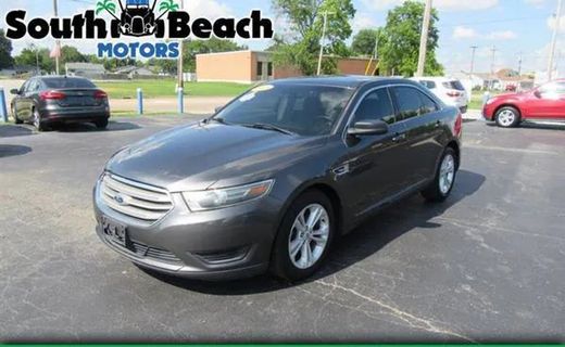 2015 Ford Taurus SE