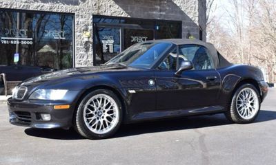 2000 BMW Z3 2 8