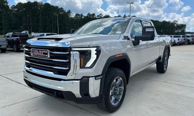 2026 GMC Sierra HD SLE