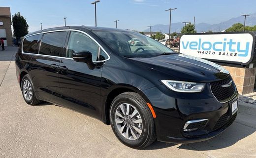2024 Chrysler Pacifica Select