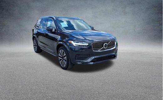 2021 Volvo XC90 Momentum