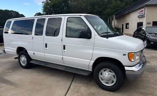 2001 Ford E-350 XLT