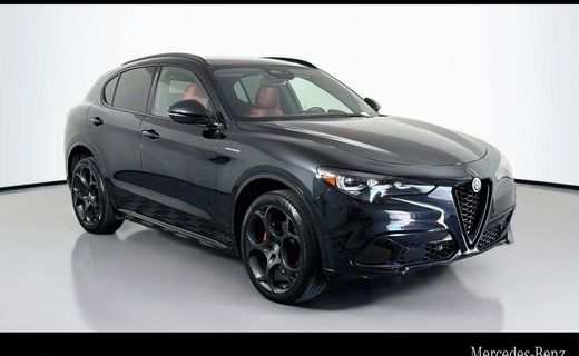 2025 Alfa Romeo Stelvio