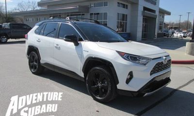 2019 Toyota RAV4 XSE HV