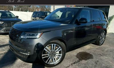 2023 Land Rover Range SE
