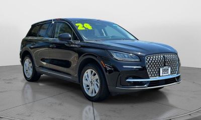 2024 Lincoln Corsair Standard