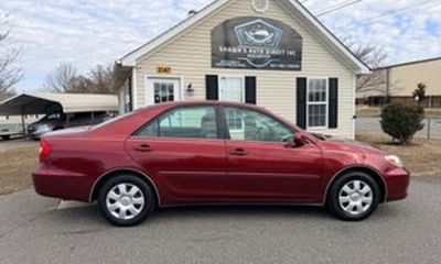 2004 Toyota Camry LE
