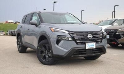 2024 Nissan Pathfinder S