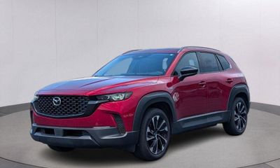2025 Mazda CX-50 Premium Plus
