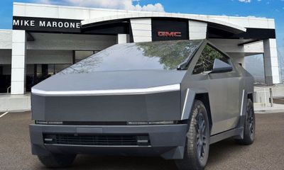 2024 Tesla Cybertruck Base