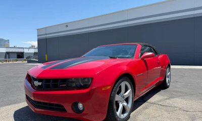 2011 Chevrolet Camaro LT2