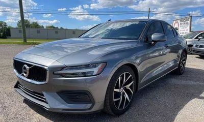 2019 Volvo S60 Momentum