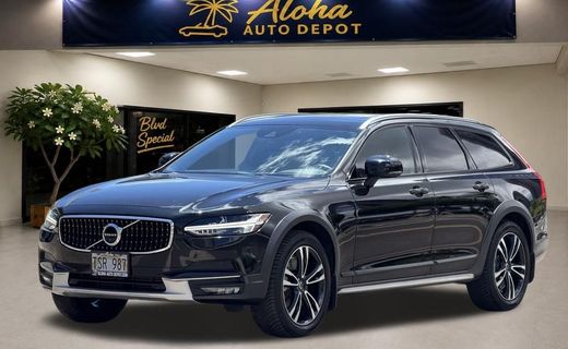 2018 Volvo V90CC Momentum