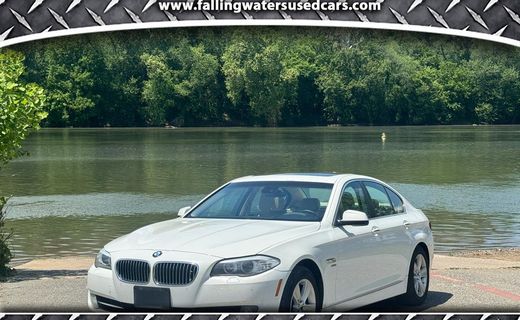 2012 BMW 528XI XI