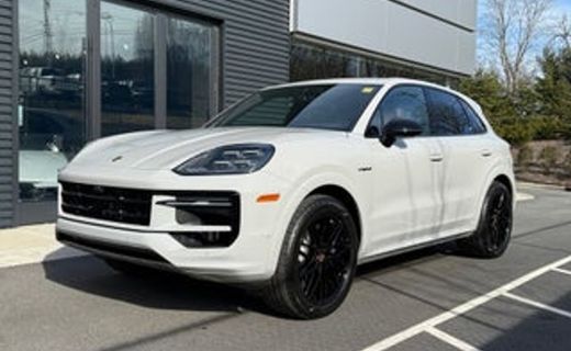 2026 Porsche Cayenne GTS