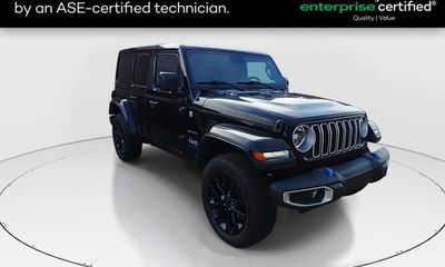 2024 Jeep Wrangler Sahara 4XE
