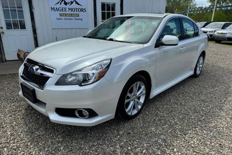 2014 Subaru Legacy — a typically priced live listing