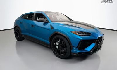 2024 Lamborghini Urus Performante