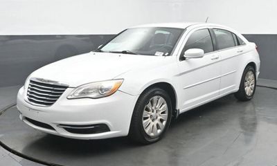 2011 Chrysler 200 LX Convertible