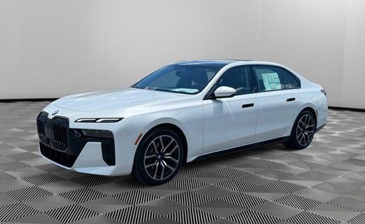 2026 BMW 740I