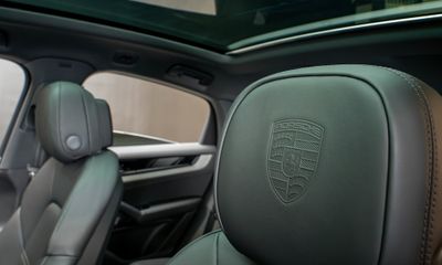 2026 Porsche Cayenne E Hybrid Coupe