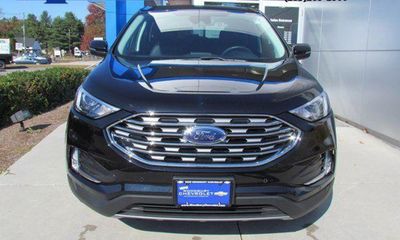 2024 Ford Edge Titanium
