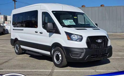 2026 Ford Transit Medium Roof
