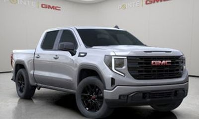 2026 GMC Sierra SLT