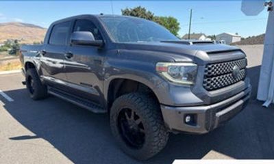 2018 Toyota Tundra SR5