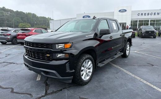 2020 Chevrolet Silverado Custom