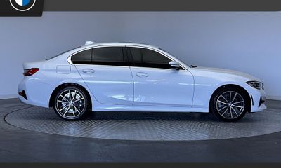 2021 BMW 330i