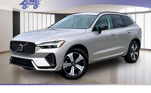 2024 Volvo XC60 Plus Dark