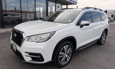 2019 Subaru Ascent Limited 8 ES