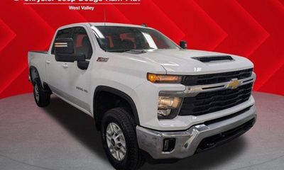 2024 Chevrolet Silverado HD LT