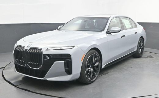 2026 BMW 740i